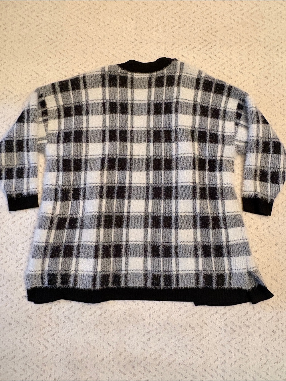 Lane Bryant Open Front Black White Plaid Cardigan Sweater Fuzzy Eyelash Size 4X - Picture 3 of 13